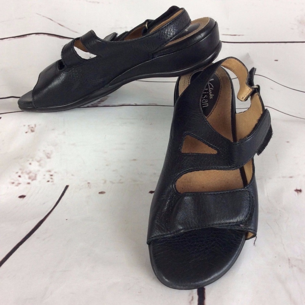 Clarks Artisan Women Size 7.5 Narrow Sandals Black